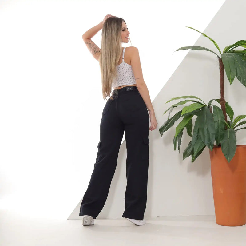Calça Cargo Feminina Preta – Perna Larga
